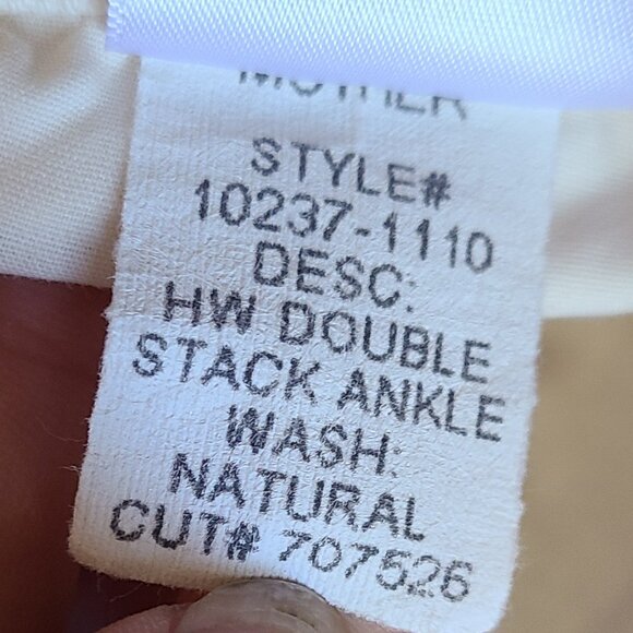 SNACKS by MOTHER DENIM HIGH-WAIST DOUBLE STACK ANKLE JEANS BALLOON/CARROT  sz 26 - Picture 9 of 9